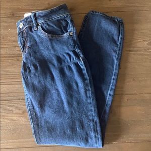 Hollister size 5s dark wash jeans
